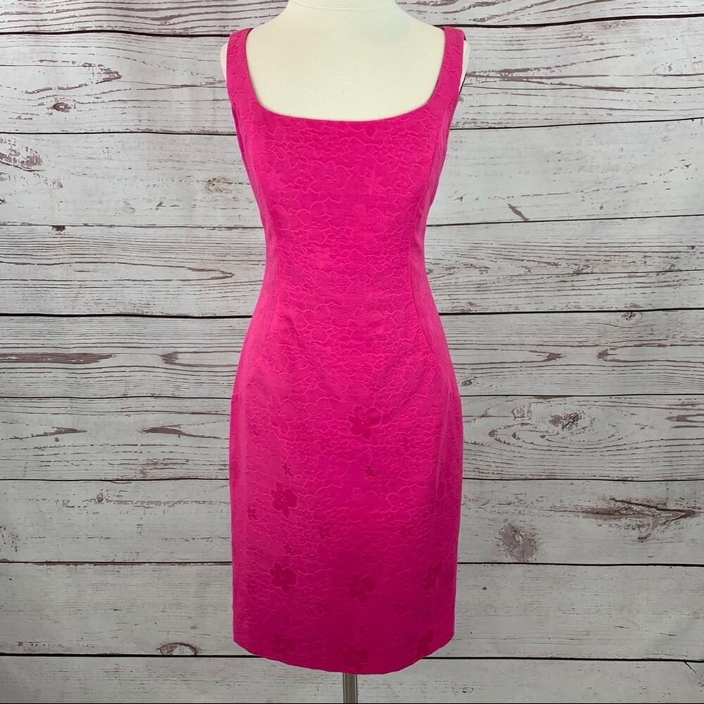 Kristen Davis hot pink exposed zipper textured